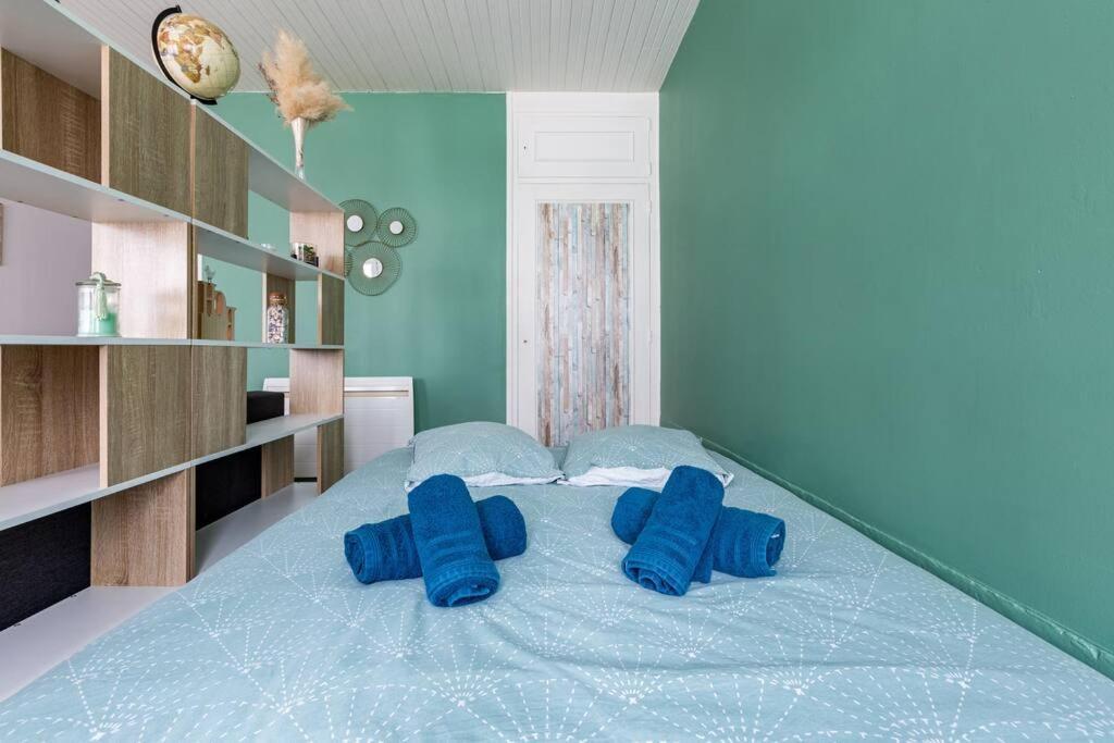 Au Coeur De La Baie Apartment *
